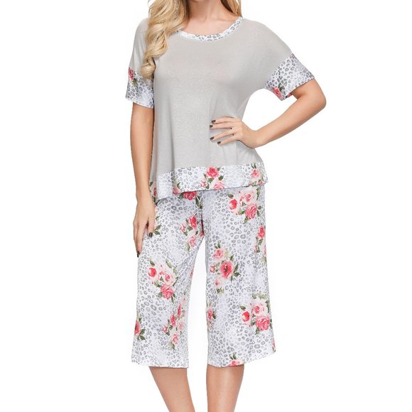 Other - NWT OVERSIZE TOP WITH THE CAPRI SET